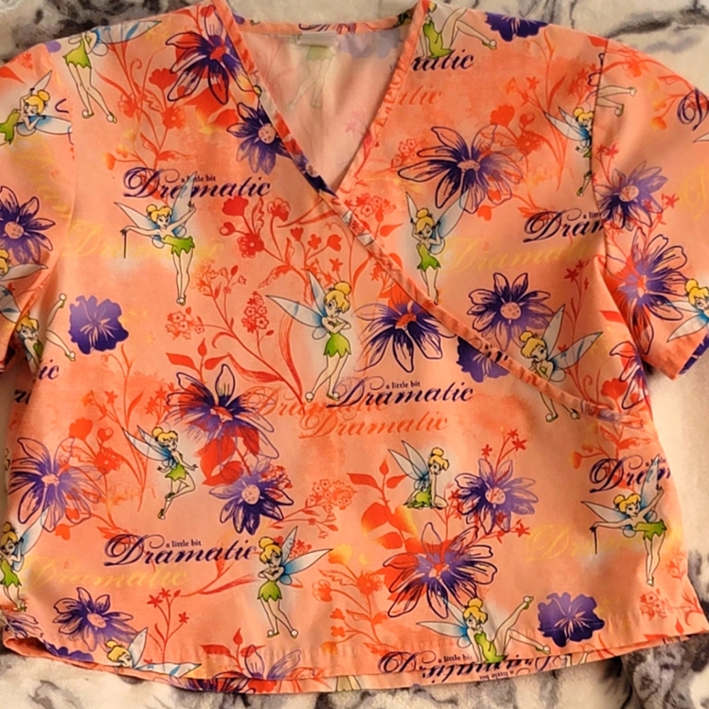 DISNEY SCRUB     NWOT  !